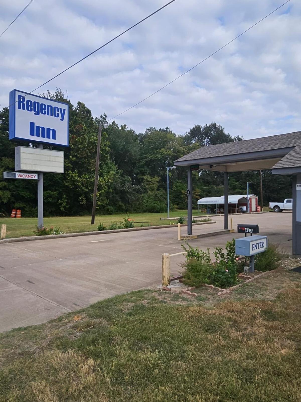 Regency Inn Jewett Exterior foto